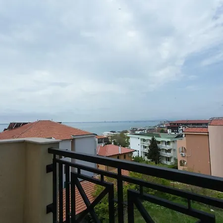 Apartment двуспальный апартамент в к-се Monaco